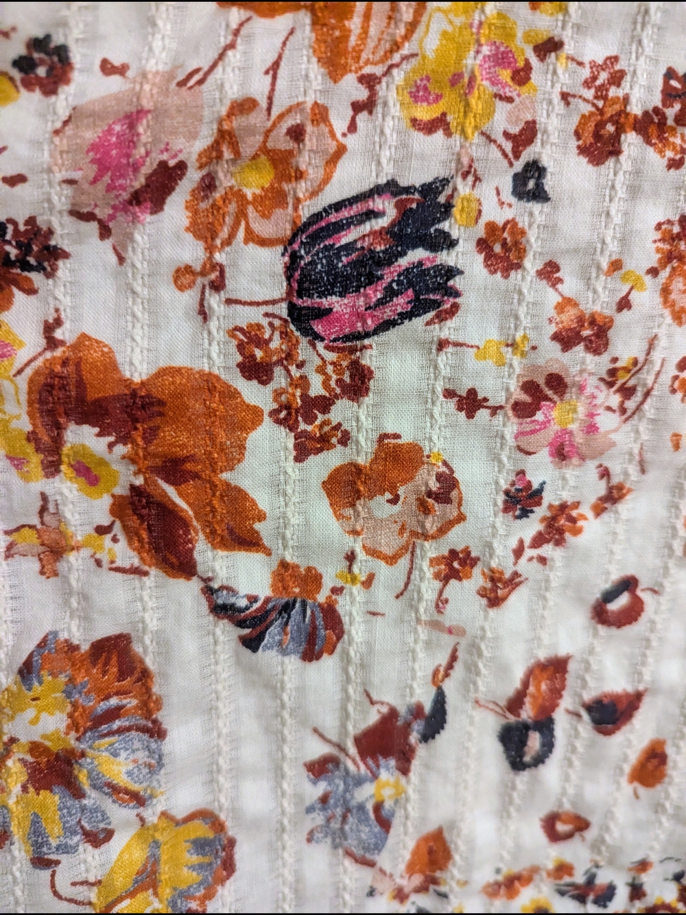 Women’s Floral Peter Pan Collar Top - Picture 5 of 7